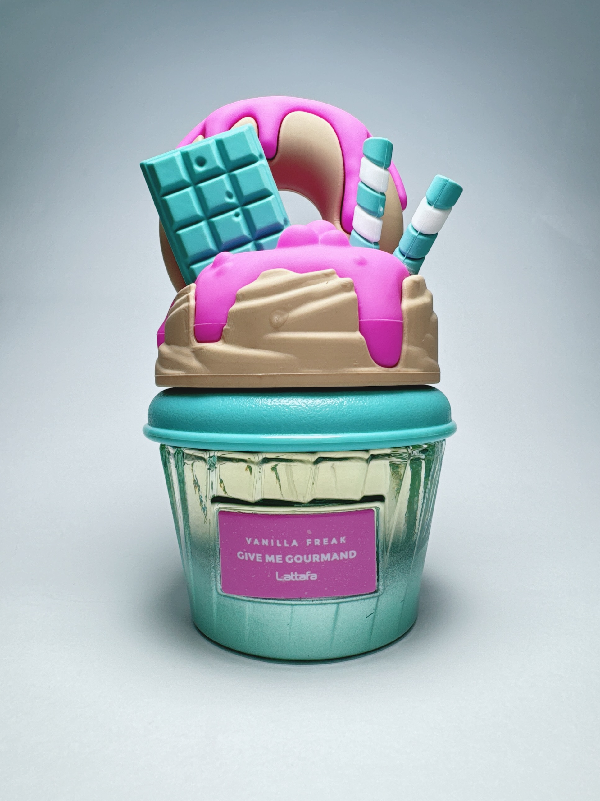 ادکلن بستنی لطافه مدل وانیلا فریک Lattafa طرح ۷۵ میلVanilla freak give me gourmand اماراتی۷۵میل